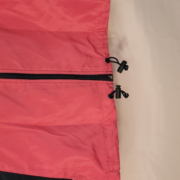 Beautiful Giant Women's Small Wind Hooded Breaker Size Small - Picture 8 of 14